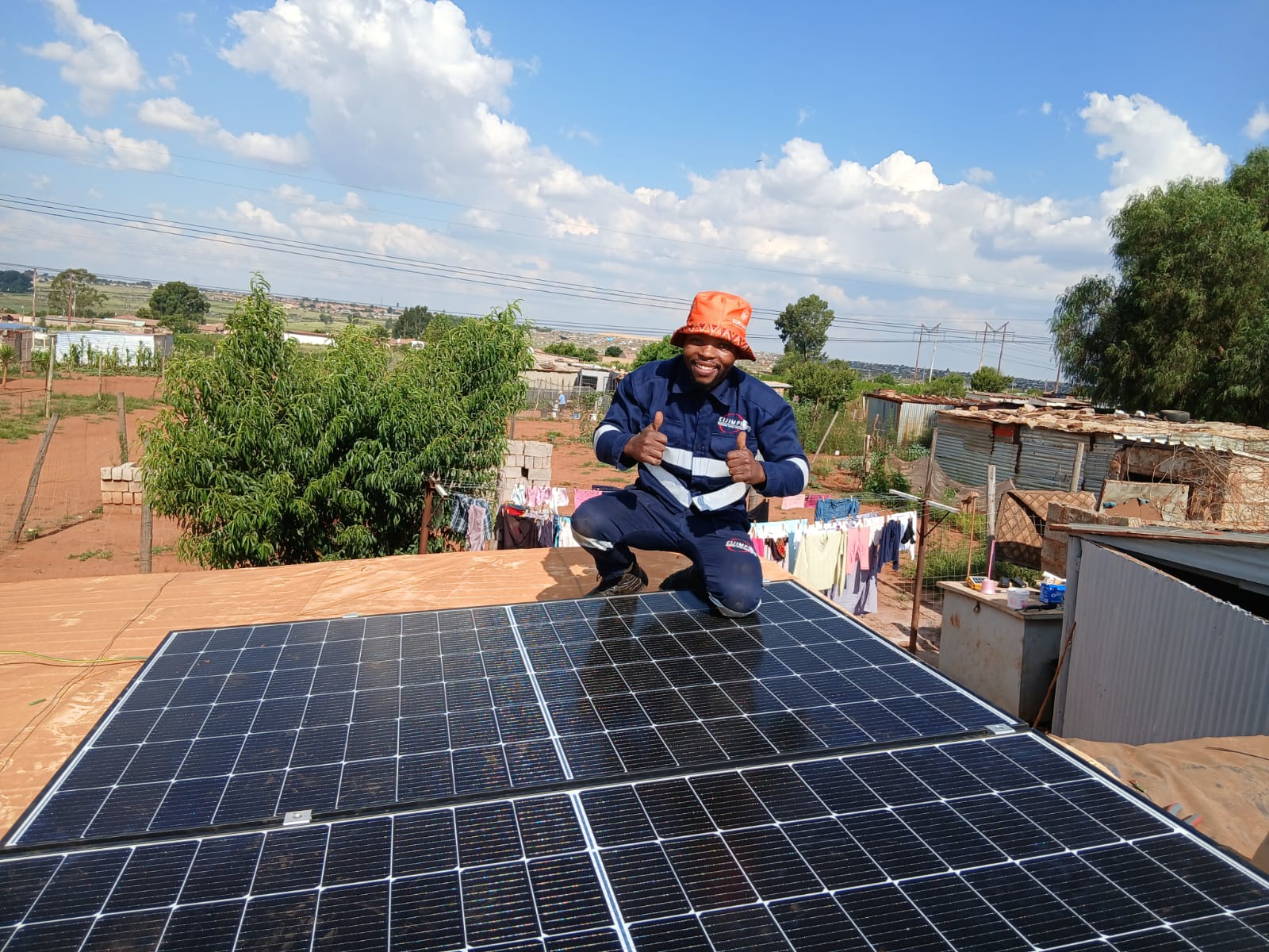 Cijimpi Solar Group team at work
